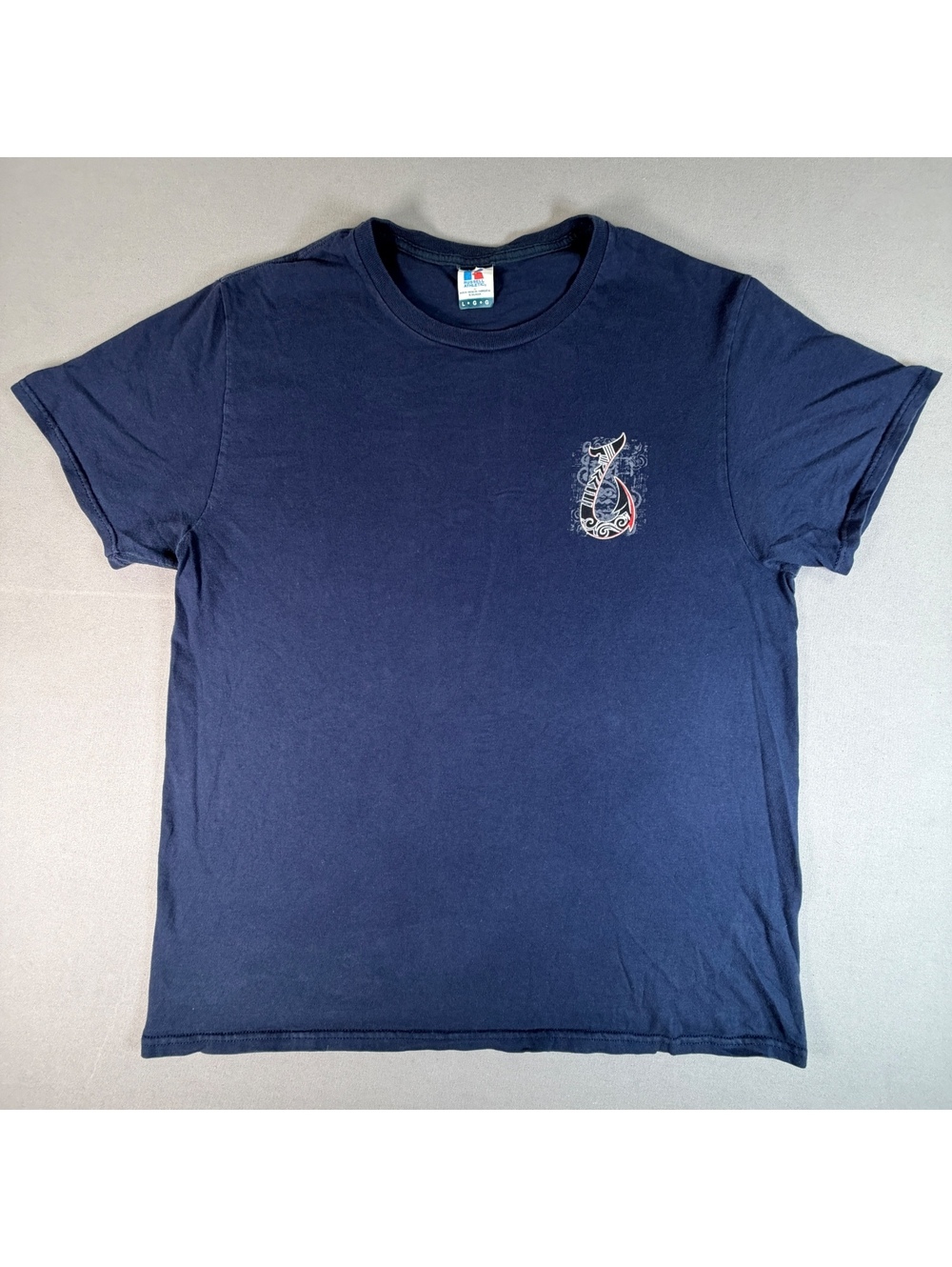 VTG Russell Athletic Hawaii Shirt Mens L Navy Fish Hook Tribal Graphic 22.5x29